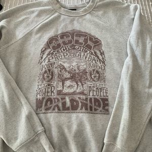 Obey crew neck sweatshirt